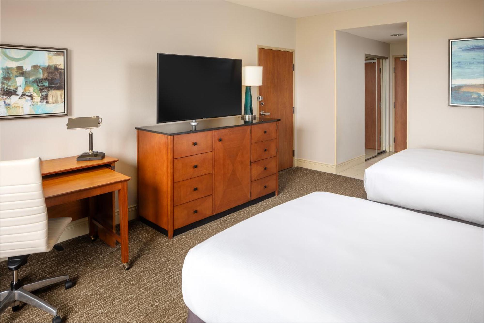 Hilton St. Petersburg Carillon Park Otel Dış mekan fotoğraf